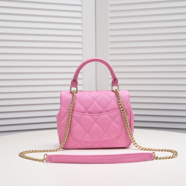 シャネルバッグ側面デザイン